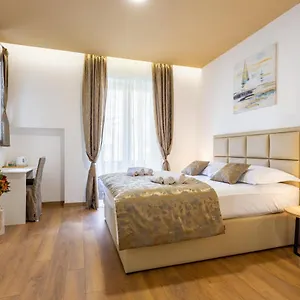 luxury-rooms-fetivi.splithotels.org/